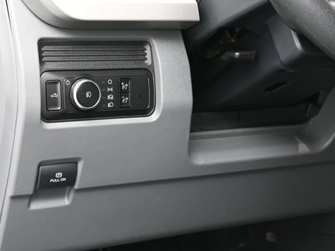 Used 2023 Ford F250 XL w/ STX Appearance Package AWD/4WD image 23