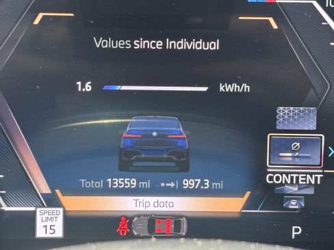 Used 2023 BMW i7 xDrive60 w/ Executive Package 2 AWD/4WD image 22
