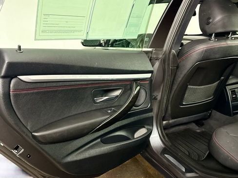 Used 2018 BMW 330i Gran Turismo xDrive 330 Gran Turismo i xDrive w/ Premium Package image 44