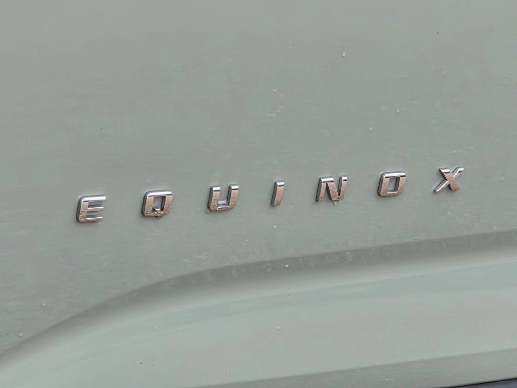 Used 2025 Chevrolet Equinox LT w/ Convenience Package II AWD/4WD image 10