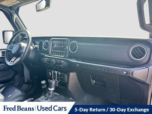 Used 2022 Jeep Wrangler Unlimited Rubicon 4xe AWD/4WD image 36