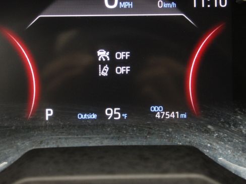Used 2025 Toyota RAV4 LE AWD/4WD image 35