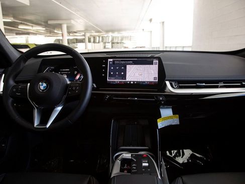 Certified 2025 BMW X1 xDrive28i w/ Convenience Package image 11