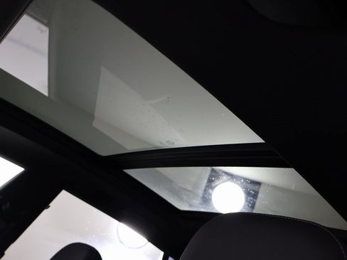 Used 2019 Audi Q8 Premium Plus image 9