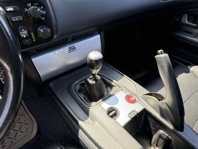 Used 2005 Honda S2000 image 22