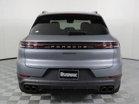 New 2026 Porsche Cayenne image 6