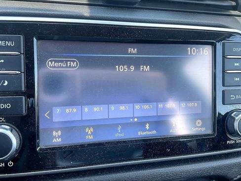 Used 2021 Nissan Versa S FWD image 21