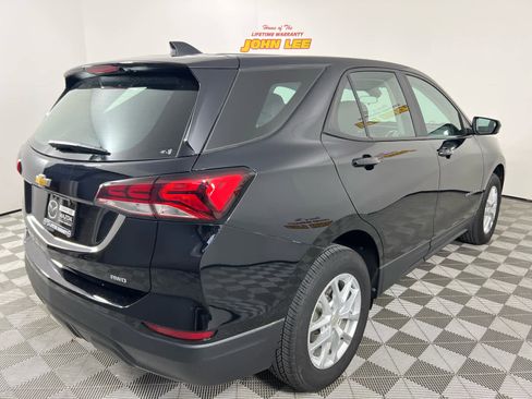 Used 2023 Chevrolet Equinox LS AWD/4WD image 10