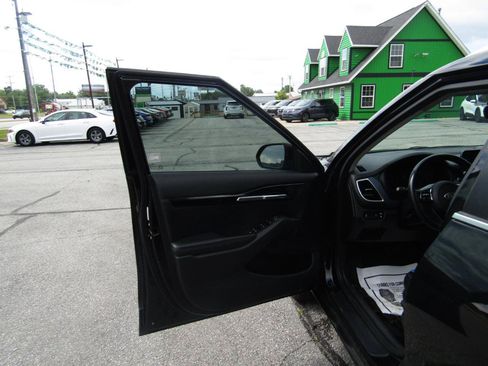 Used 2021 Kia Seltos S FWD image 10