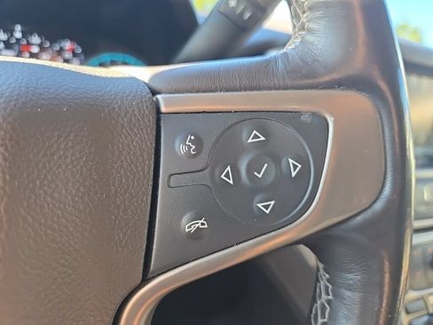 Used 2020 GMC Yukon XL Denali w/ Denali Premium Package AWD/4WD image 15