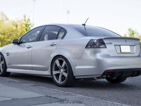 Used 2009 Pontiac G8 GXP RWD image 6