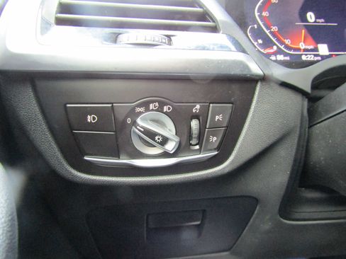 Used 2021 BMW X3 sDrive30i w/ Premium Package image 12