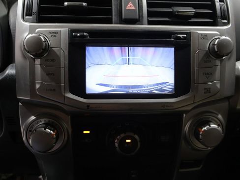 Used 2014 Toyota 4Runner SR5 Premium AWD/4WD image 26