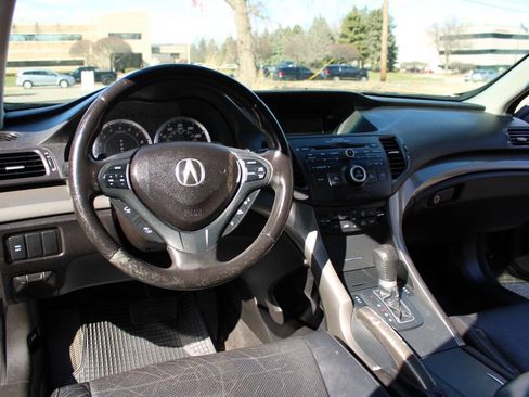 Used 2010 Acura TSX Sedan image 16