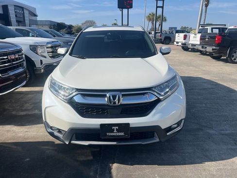 Used 2018 Honda CR-V Touring image 2