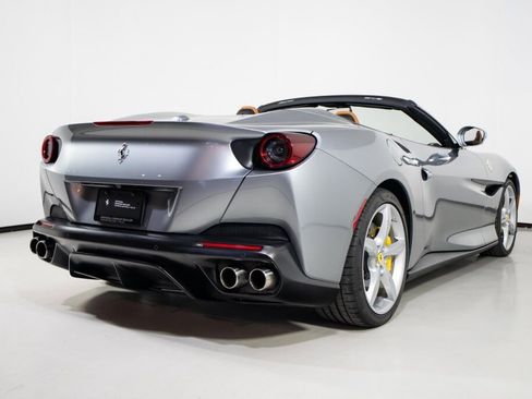 Used 2019 Ferrari Portofino RWD image 6