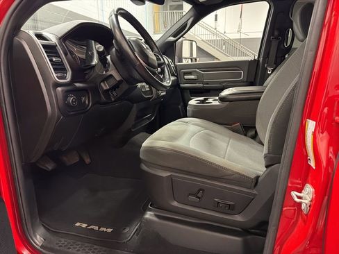 Used 2023 RAM 2500 Big Horn w/ Level 1 Equipment Group image 3