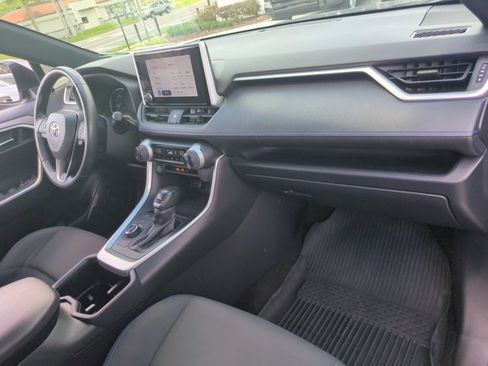Certified 2024 Toyota RAV4 SE AWD/4WD image 21