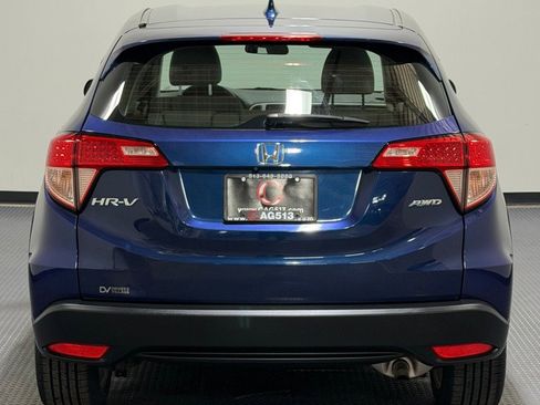 Used 2017 Honda HR-V LX image 6