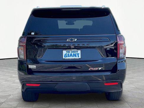 Used 2023 Chevrolet Suburban RST AWD/4WD image 5