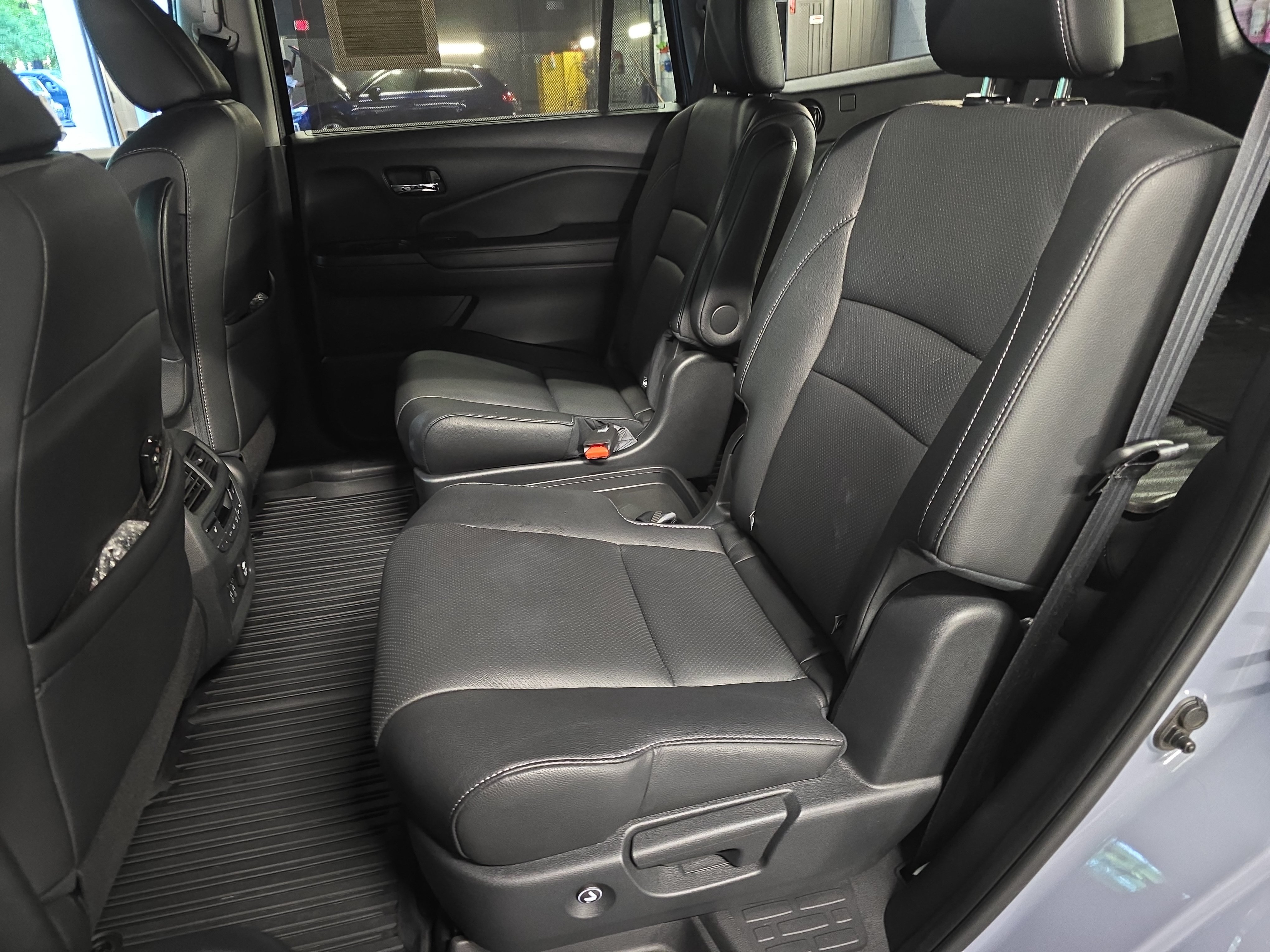 Used 2022 Honda Pilot Elite image 16