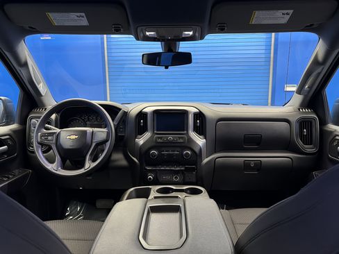 Used 2021 Chevrolet Silverado 1500 Custom AWD/4WD image 24