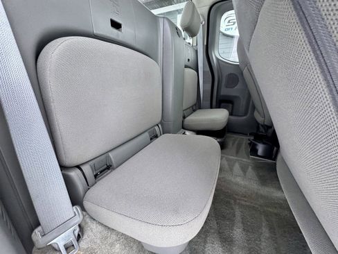 Used 2016 Nissan Frontier S image 10