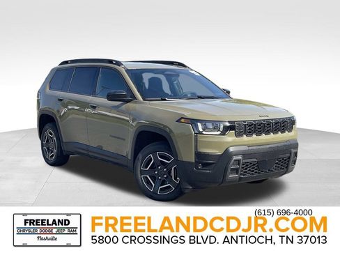 New 2026 Jeep Cherokee Laredo AWD/4WD image 1