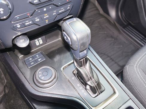 Used 2021 Ford Ranger XL w/ Equipment Group 101A High image 23