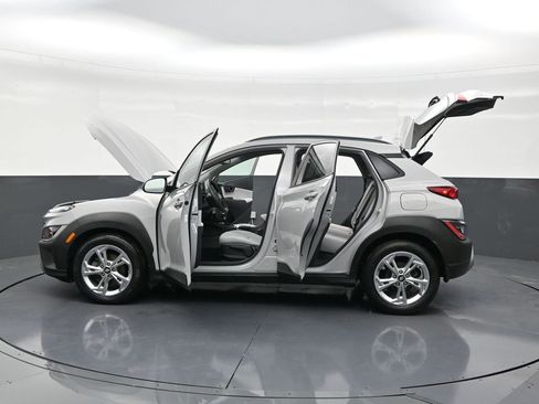 Used 2022 Hyundai Kona SEL FWD image 30