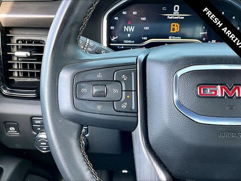 Used 2025 GMC Sierra 2500 AT4 w/ AT4 Premium Plus Package image 12