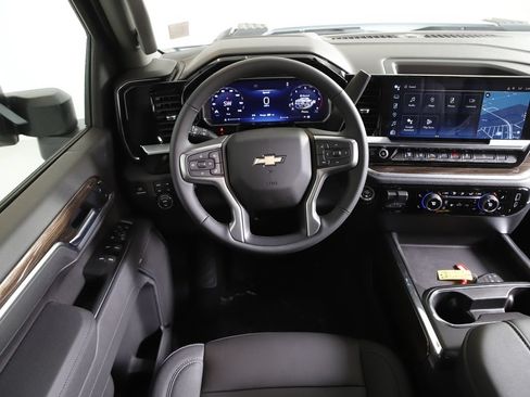 New 2026 Chevrolet Silverado 3500 LT w/ All Star Edition AWD/4WD image 14