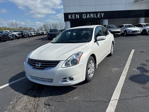 Used 2010 Nissan Altima 2.5 SL w/ SL Pkg image 3