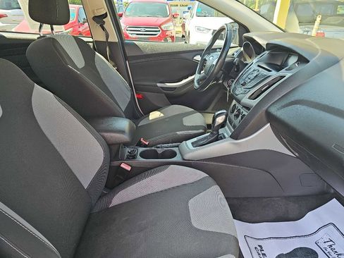 Used 2012 Ford Focus SE image 49