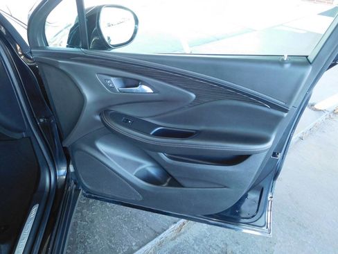 Used 2017 Buick Envision Essence image 19