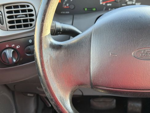 Used 2002 Ford F150 XL image 20