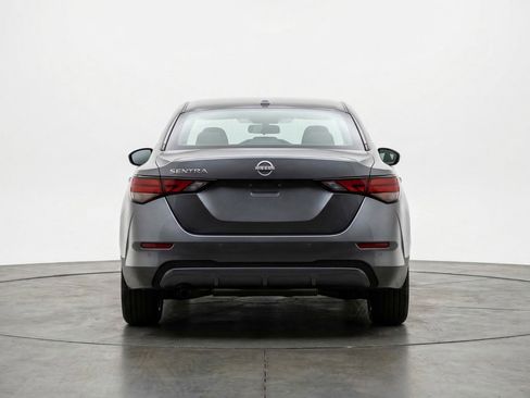 Used 2025 Nissan Sentra SV FWD image 7