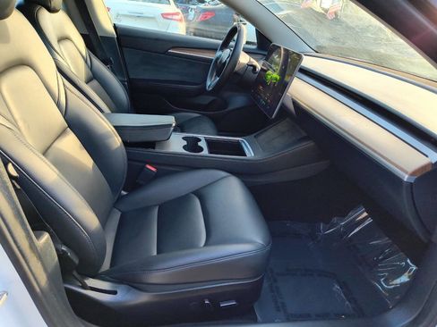 Used 2022 Tesla Model 3 Long Range AWD/4WD image 46