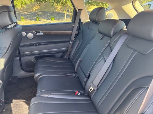 Used 2025 Genesis GV80 2.5T Advanced image 17