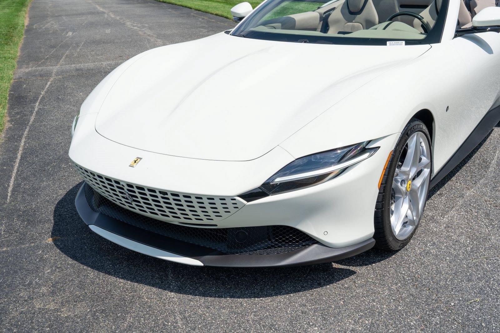 Used 2024 Ferrari Roma Spider RWD image 26