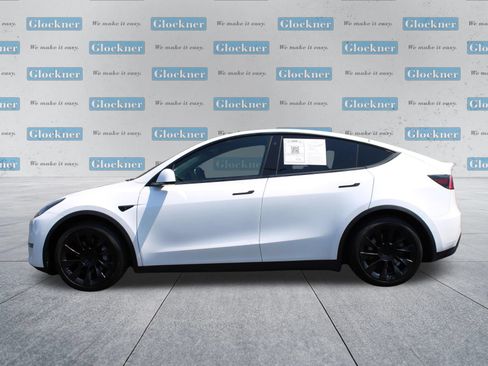 Used 2021 Tesla Model Y Long Range AWD/4WD image 10