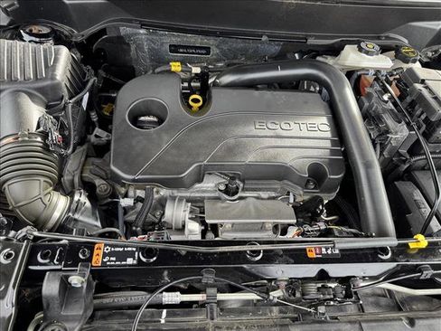 Used 2024 GMC Terrain SLE image 22