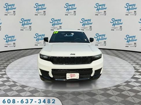 Used 2024 Jeep Grand Cherokee L Laredo AWD/4WD image 2