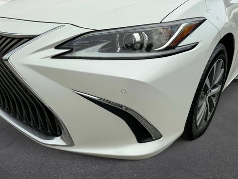 Certified 2020 Lexus ES 300h ES 300h Sedan image 9