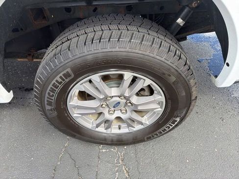 Used 2019 Ford F150 Lariat w/ Snow Plow Prep Package AWD/4WD image 9