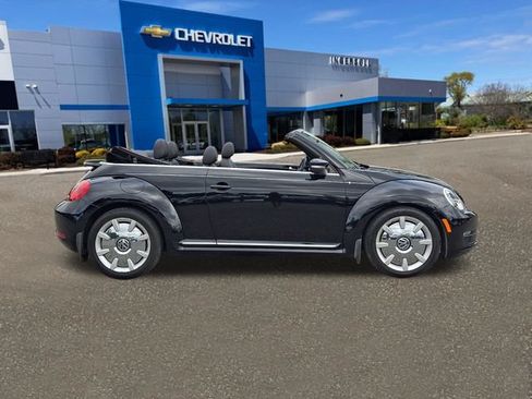 Used 2013 Volkswagen Beetle 2.5 FWD image 25