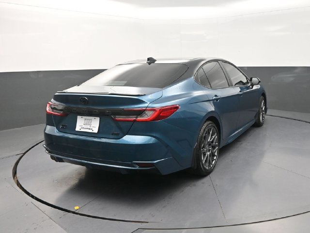 Used 2026 Toyota Camry XSE AWD/4WD image 8