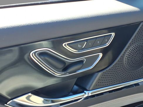 Used 2023 Lincoln Corsair Reserve image 17