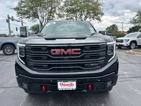 Certified 2023 GMC Sierra 1500 AT4 w/ AT4 Preferred Package AWD/4WD image 4