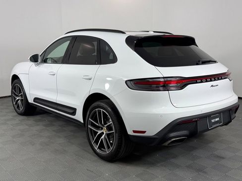 Certified 2026 Porsche Macan AWD/4WD image 3